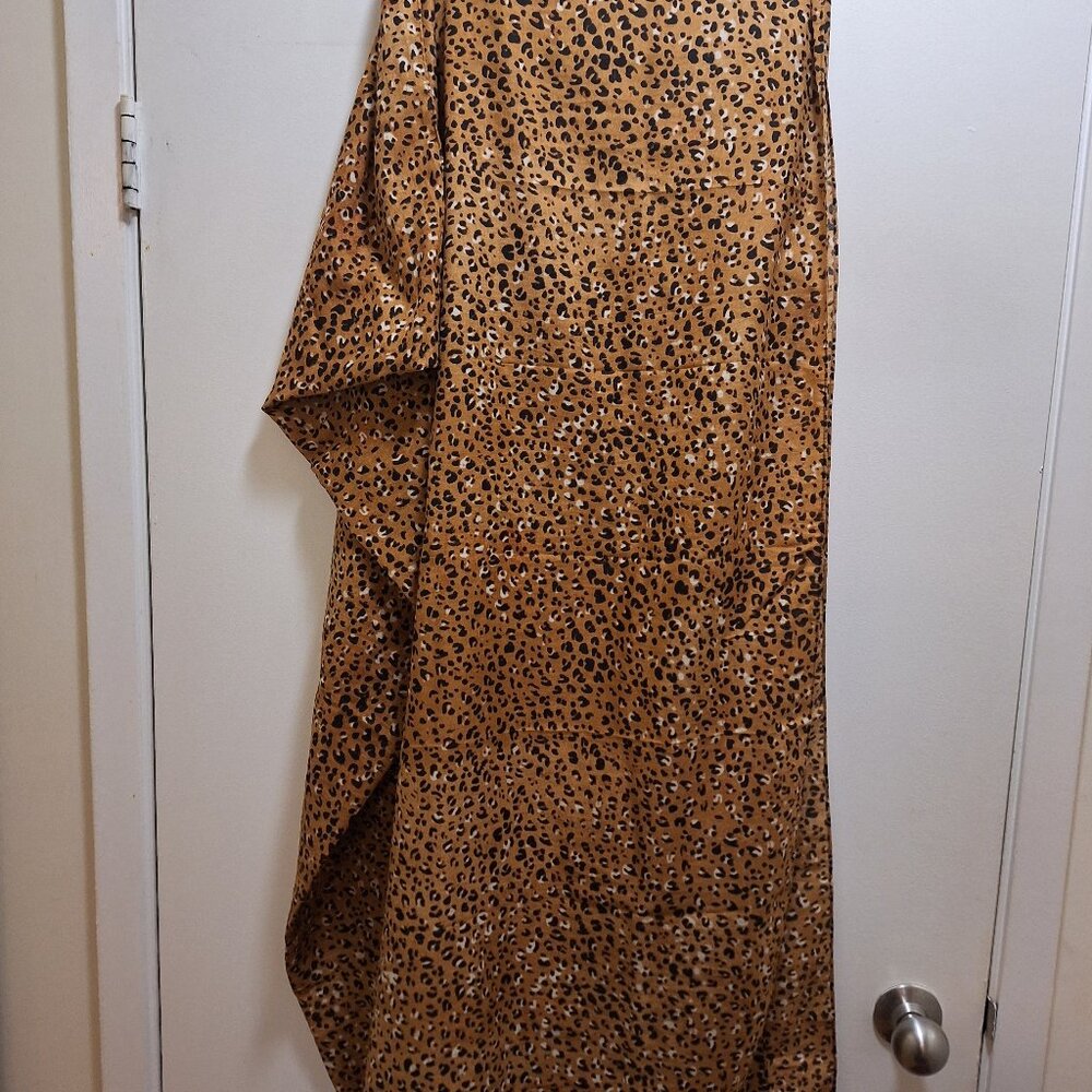H&M SCARF. - Picture 1 of 2